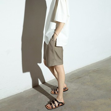 春夏精紡羊毛料 直筒寬松五分休閒西裝短褲 通勤休閒短褲