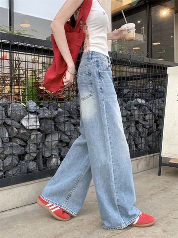 【missy shop】修飾腿型水洗刷色直筒牛仔褲-80348