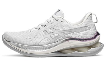 WMNS GEL KINSEI MAX PLATINUM REAL WHITE PURE SILVER