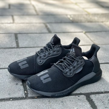 ADIDAS PHARRELL WILLIAMS X SOLAR HU 全黑 慢跑鞋 GX2485