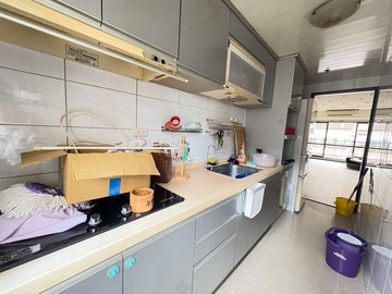 212專任稀有台北桂冠4房車｜新北市新莊區中平路