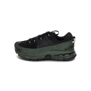 Nike Zoom Vomero Roam 男鞋 黑綠色 防水鞋面 緩震 厚底 運動 休閒鞋 FV2295-300