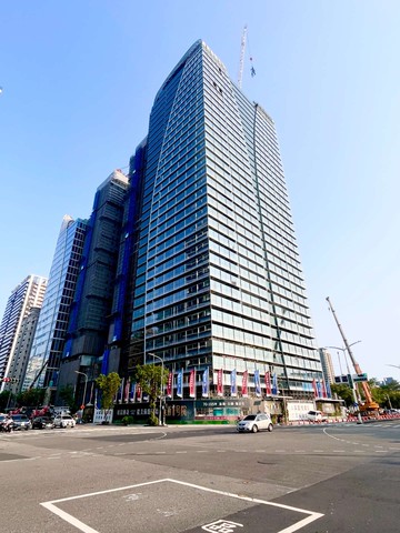 美術一号院-面公園3改1房雙平車｜高雄市鼓山區明誠四路