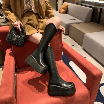 歐洲站增高顯瘦百搭不過膝長筒靴女秋冬厚底炸街復古高跟加絨長靴
