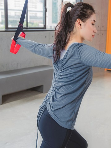 台灣製造．後背抽繩斜條紋運動上衣