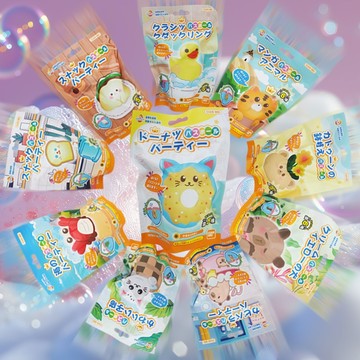 【日系報馬仔】Clanwei 入浴球 (內附玩具)80g 玩具 隨機出 公仔 洗澡玩具 泡澡球 入浴劑 DS027220