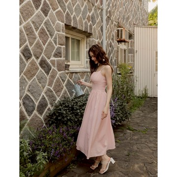 AIR SPACE LADY 格紋泡泡紗收腰細肩帶長洋裝(附胸墊)(白/粉紅) 女裝 現貨