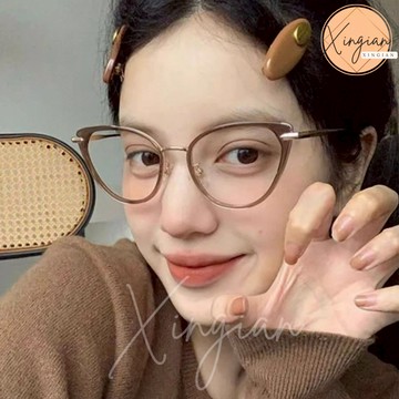 🌼X-I SHOP🌼台灣現貨🇹🇼 美式高級感素顏氣質冷茶色貓眼金屬框眼鏡 修飾臉型平光鏡 Y2K 溫柔 氣質 89013