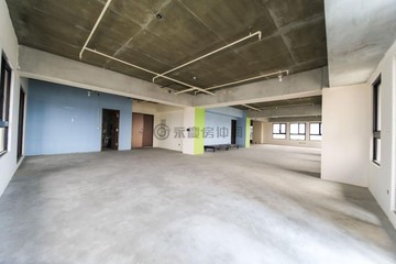 六十米林蔭大道【國王1號院】高樓層雙車豪邸｜高雄市苓雅區民族二路