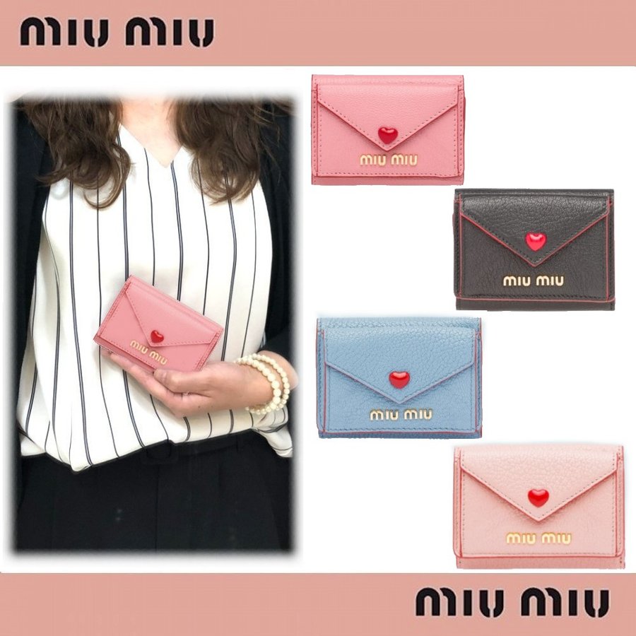 miumiu ラブレター 二つ折り 財布レディース - 財布