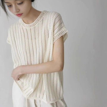濮院-別緻小衆輕熟風鏤空米白色冰絲針織短袖T恤女夏季寬鬆時髦上衣潮
