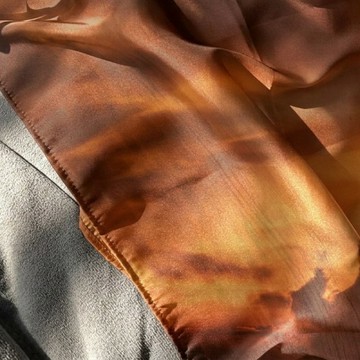 Cool Cloud Sheer Shawl - gussurï