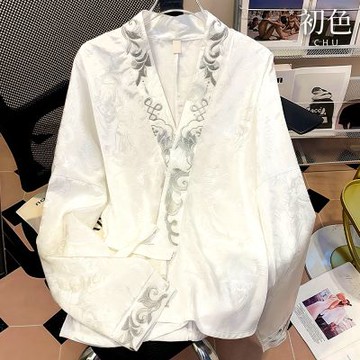 初色 新中式復古刺繡重工繡花V領長袖襯衫綁帶寬鬆罩衫上衣女上衣-白色-15055(M-XL可選)