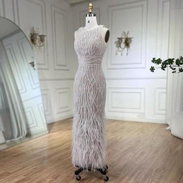 【女神婚紗禮服】優雅飄逸羽毛串珠無袖中長款洋裝宴會晚禮服LA72076米白色