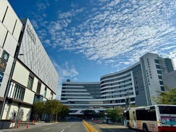 ✨近岡山高醫捷運站✨春福好里~全新社區透天｜高雄市岡山區協和路