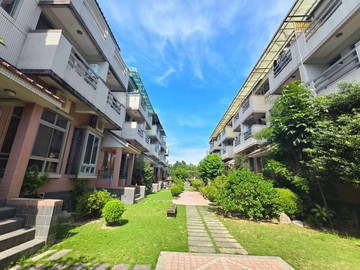 中興新村大地坪大面寬獨棟四車位別墅｜南投縣南投市南新路