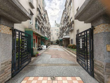 鶴聲國中走路1分鐘孝親房車庫透天｜屏東縣屏東市大武路