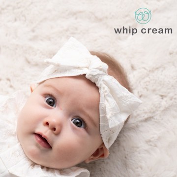 「領卷現折75」【日本 whip cream】刺繡蕾絲髮帶｜ 寶寶的第一份禮物 ｜ 新生兒禮物、滿月禮、彌月禮、生日禮、週歲禮、寶寶髮帶