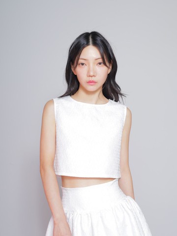 CLOVER SLEEVELESS BLOUSE [WHITE]