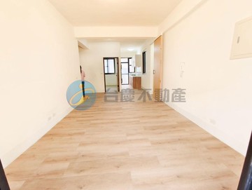 小港國小&中鋼社區*陽台進出*翻新公寓五樓｜高雄市小港區平和七路