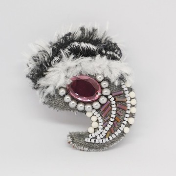 Very Light Paisley Brooch 5 串珠刺繡胸針 多色