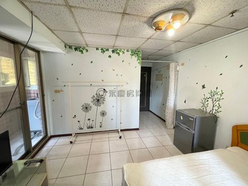 五權車站旁城市經典~雙面採光經典套房｜台中市西區三民路一段