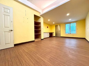 影片有我✨五權南路三層樓店｜店住兩用｜台中市南區五權南路