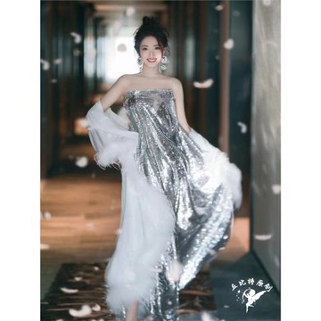 小眾輕婚紗晨袍敬酒服新娘2024新款高級感訂婚閨蜜團禮服大碼宴會