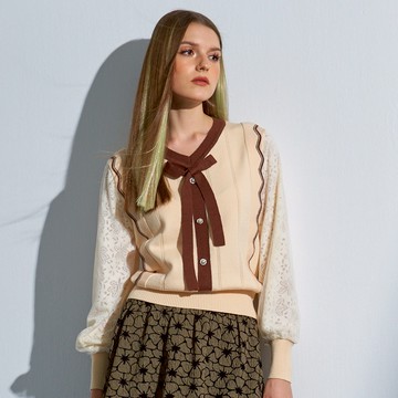 CLL巧玲瓏 甜美綁帶雕花拼接針織衫 1988810