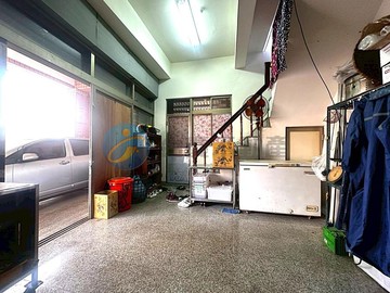 近88大寮市區三角窗樓店｜高雄市大寮區大寮路