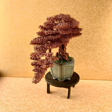 Kengai 風格的金屬絲盆景