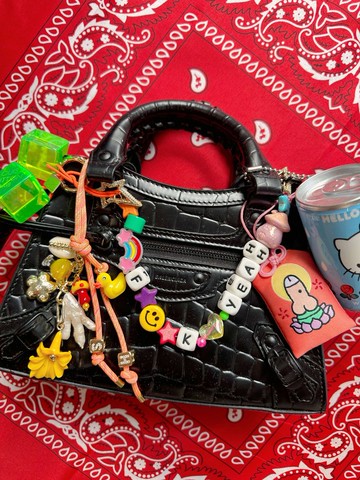 【客製熱賣】蘑菇 可愛 琉璃 玻璃 珍珠 手袋掛鏈| 歐美風街頭混