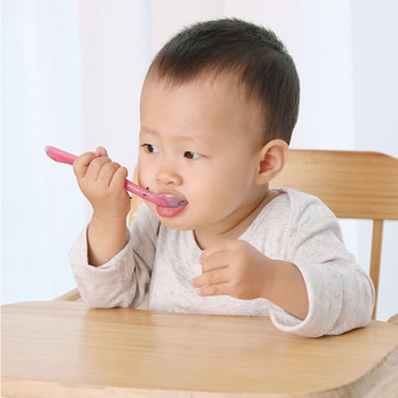 家用初生新生兒嬰兒硅膠軟勺子嬰幼兒寶寶學吃飯訓練喂飯喂奶調羹