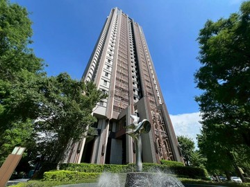 國家一號院、位於黃金角地、毛胚屋，含兩個平面車位｜台中市西屯區市政路