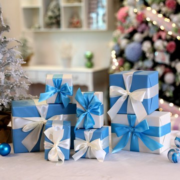 圣誕節禮物盒圣誕樹底下擺件櫥窗商場美陳禮物盒堆頭場景布置裝飾