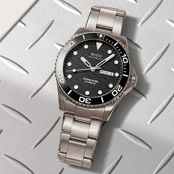 MIDO美度 OCEAN STAR 200C海洋之星 陶瓷錶圈 鈦金屬潛水機械腕錶 42.5mm/M0424304405100
