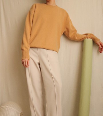 經典駝色圓領喀什米爾山羊絨毛衣 多色訂做