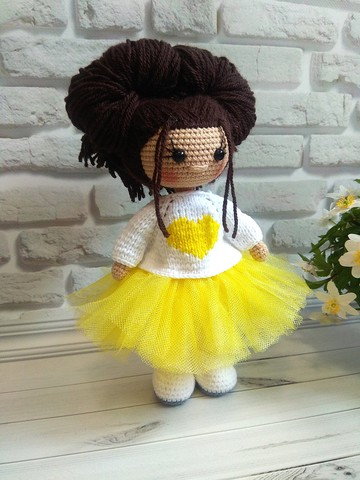 黃色衣服娃娃，黃色衣服娃娃，室內娃娃，手工藝術娃娃