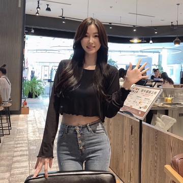 【CHING'S自訂】現貨 MIT短版捲邊長袖TEE 6色 女裝 上衣 棉質 休閒 舒適 純色 素面 彈性QQ邊