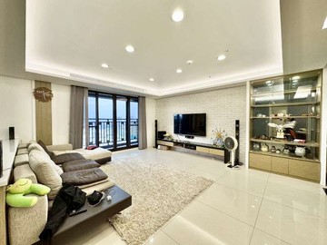 初日高樓美景三房雙車位住商以恩EN｜新北市泰山區信華一街