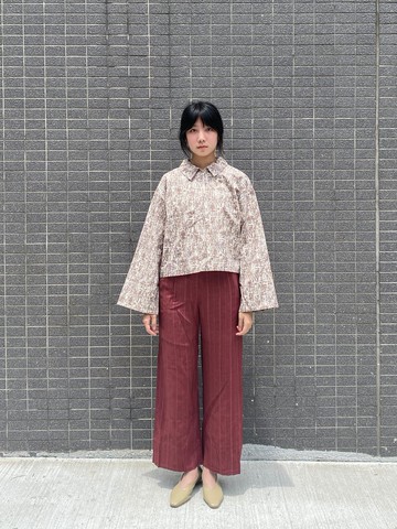 前拉鍊式短版上衣