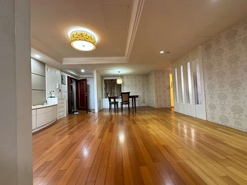 面綠園道3+1房+車位 衛浴皆開窗｜台中市南區忠明南路