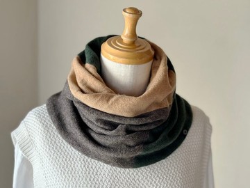擁抱溫度。純喀什米爾扭結可翻面圍脖 [Tsumiki Design] 橄欖綠 / 焦糖棕 / 摩卡棕