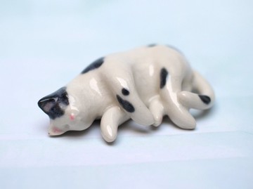 乳牛貓　瓷偶　筷架　擺飾