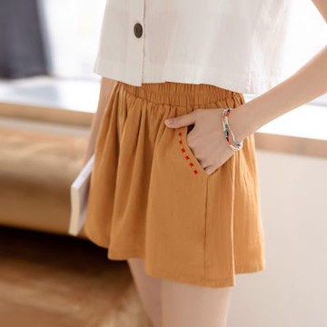 OB嚴選-純棉刺繡圖案腰鬆緊寬鬆短褲《BA7517-》