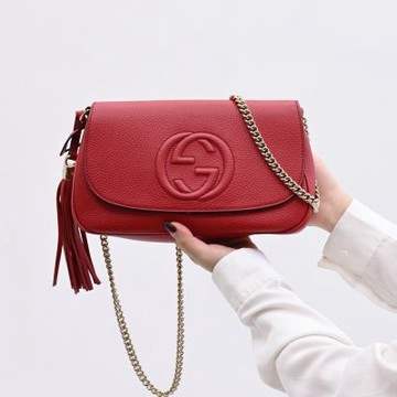 GUCCI 古馳  Soho系列 大LOGO翻蓋斜背鍊包(紅)
