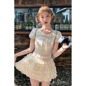 免運 台灣出貨 溫柔甜美套裝裙女夏季2025新款蝴蝶結收腰上衣+蕾絲蛋糕短裙套裝限時下殺 012