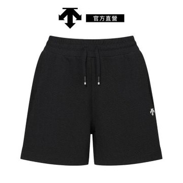 【DESCENTE】迪桑特 女士 4.5吋緹花運動短褲(黑色)