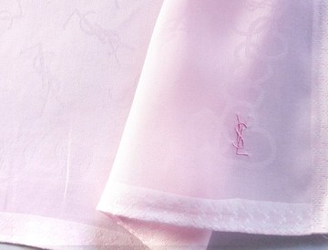 Yves Saint Laurent 古董手帕 愛心圖案 緹花 20 x 20 英吋