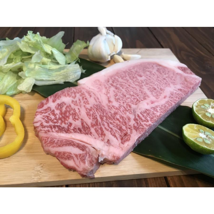 お歳暮 牛肉 ステーキ ギフト 石垣牛 サーロイン（上）400g  お土産 いしがきビーフ本舗 送料無料 おすすめ